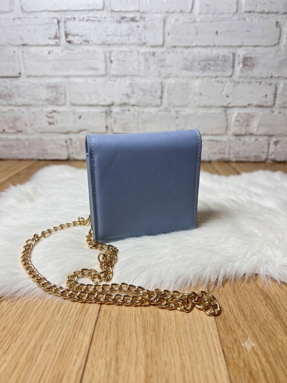 Mini Crossbody with Gold Chain in powder blue wallet card holder - Picture 4 of 7